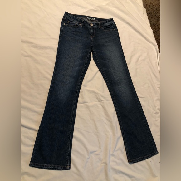 Aeropostale ‘Chelsea’ Boot Cut Jeans - Picture 2 of 9
